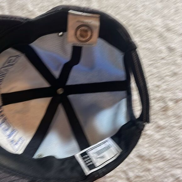 Vintage puma, Tampa Bay Lightning hat - Picture 8 of 9